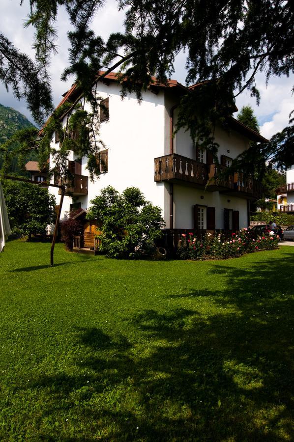 Lo Chalet 卡斯蒂奥内·德拉·佩雷索 外观 照片